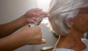 Senior-Friendly Hairstyling Dallas